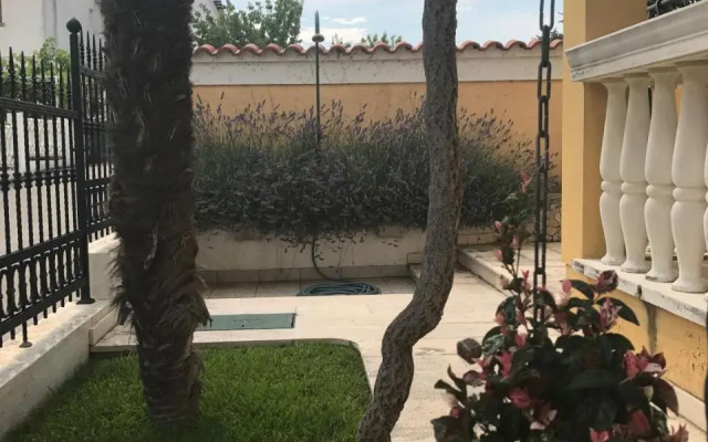 Vila Rojana