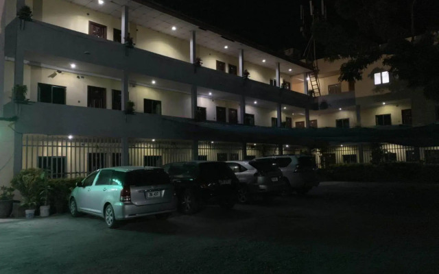 Chong Ti Hotel