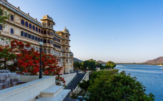 Taj Fateh Prakash Palace