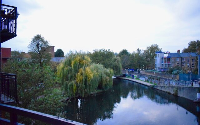 Spacious 2 Bedroom Flat in Bethnal Green