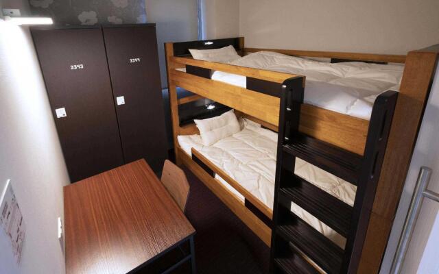 Capsule Hotel Jgarden Shin-Osaka