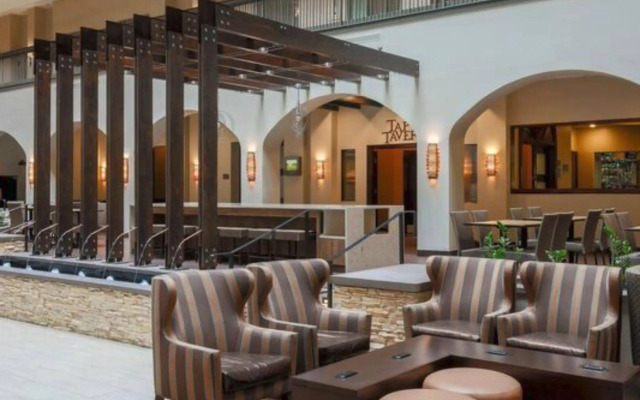 Embassy Suites by Hilton Dallas Love Field