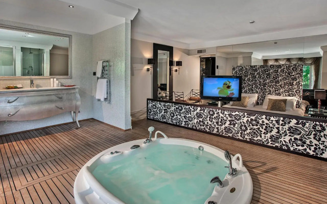 Park Hotel Junior