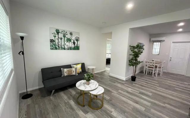 Douglas Rd Apartments