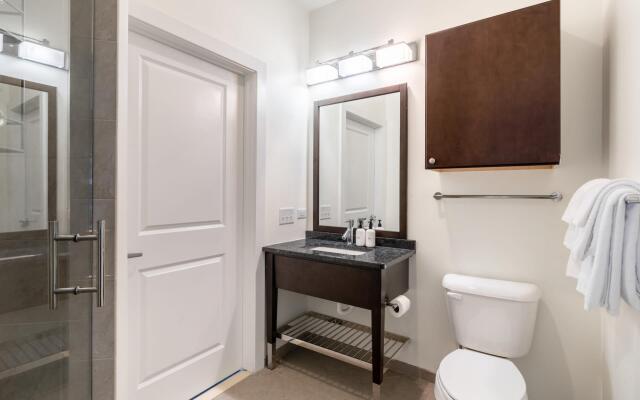 Alexandria Alluring 2BD 2BA Apartment