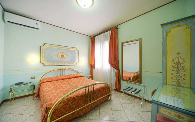 Camelia Rooms Venice Guesthouse