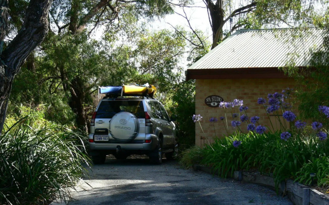 Spring Bay Villas