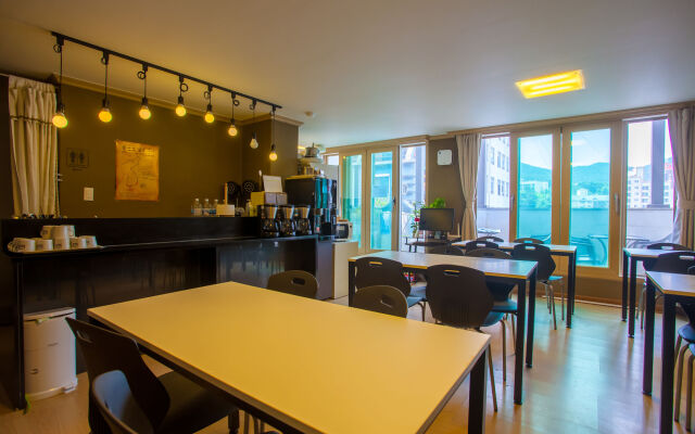 iam Residence and Guesthouse