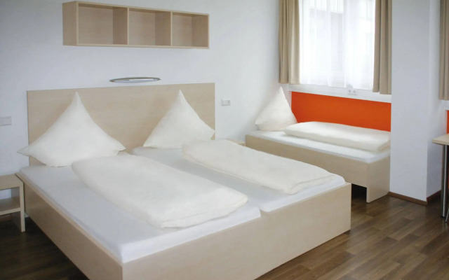 Orange Hotel und Apartments