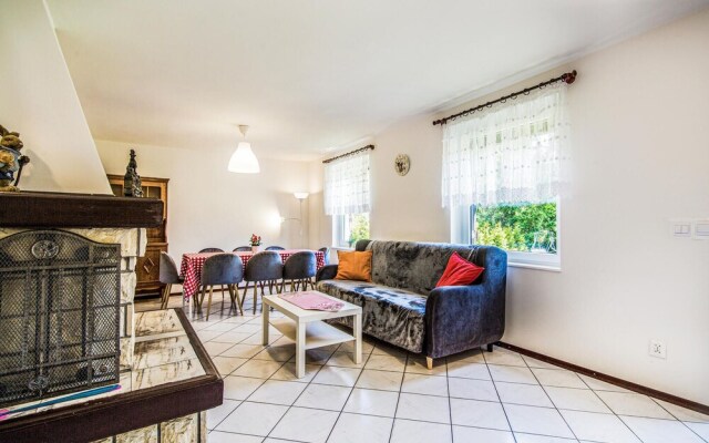 Awesome Home in Lubiatowo With 4 Bedrooms and Wifi