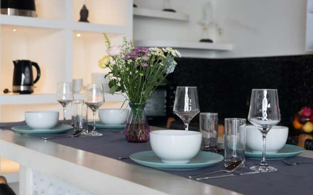 Santorini Luxury Villa