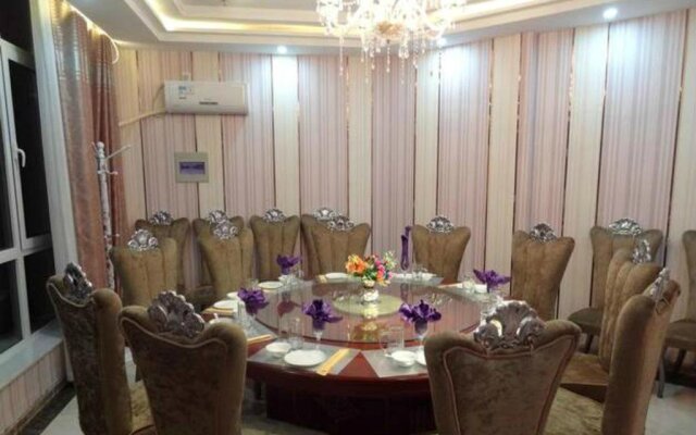 Zhang Ye Long Sheng Holiday Hotel