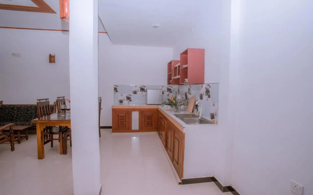 New Surf Paradise Bungalow