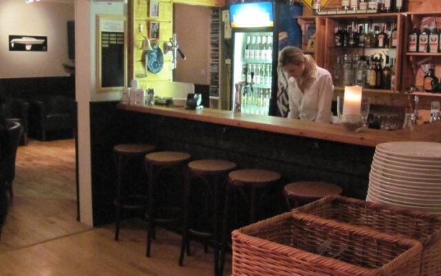 Skiers Inn