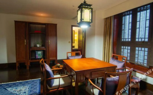 Zeyun Hotel