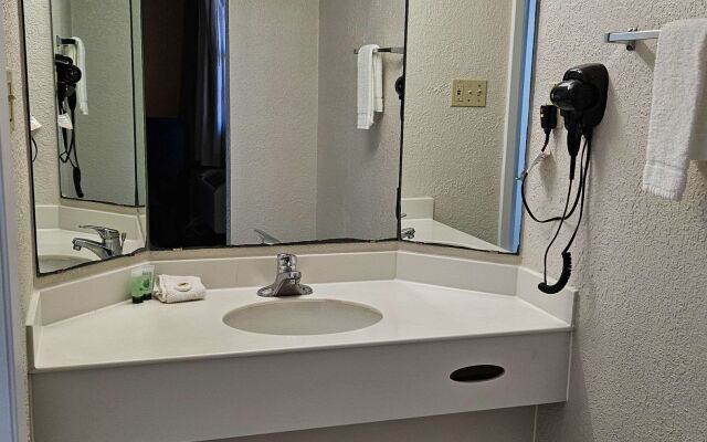 Baymont by Wyndham Nacogdoches Near University