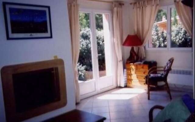 Holiday Home Lieu Dit Ambaco