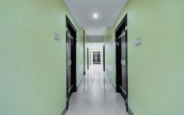 Hotel The Avenue by OYO Rooms