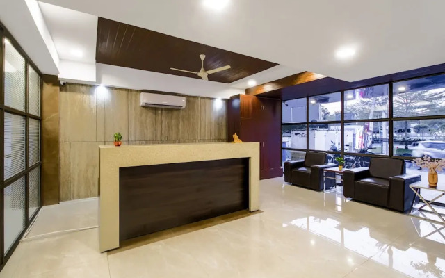 Monday Hotels - Swarna's The Capital