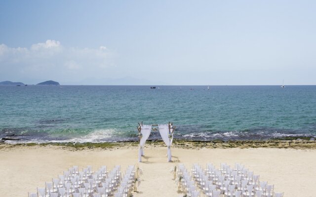 The St. Regis Sanya Yalong Bay Resort