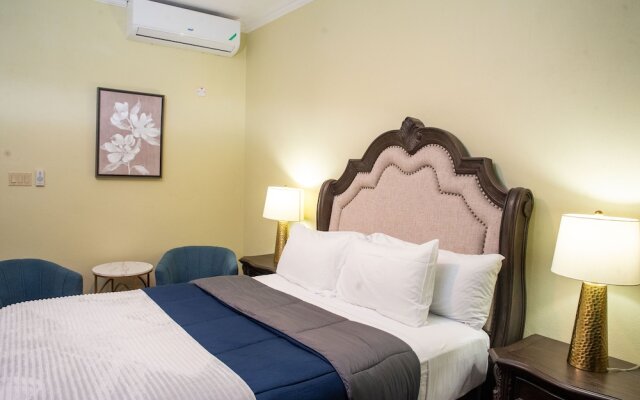 Sky's Villa Resort