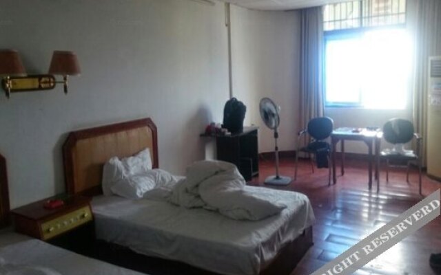 Yangguang Hotel