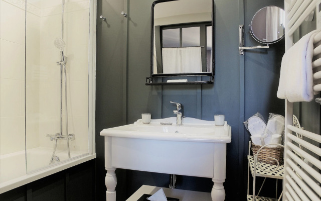 Les Glycines - Hôtel & Spa