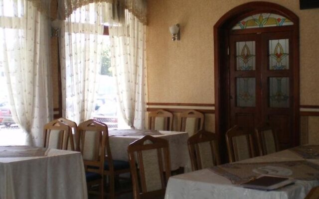 Family Hotel Angelov Han