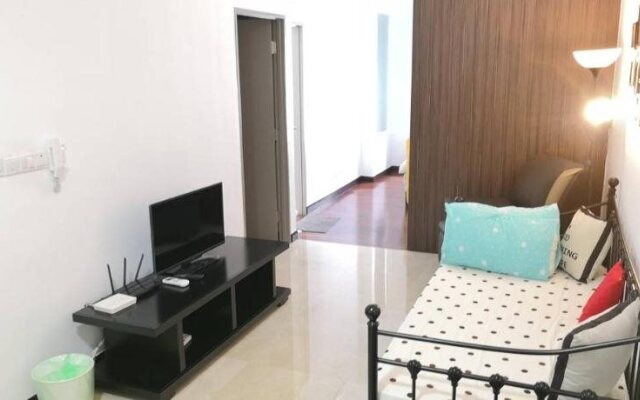 Silverscape Seaview Luxury Residence