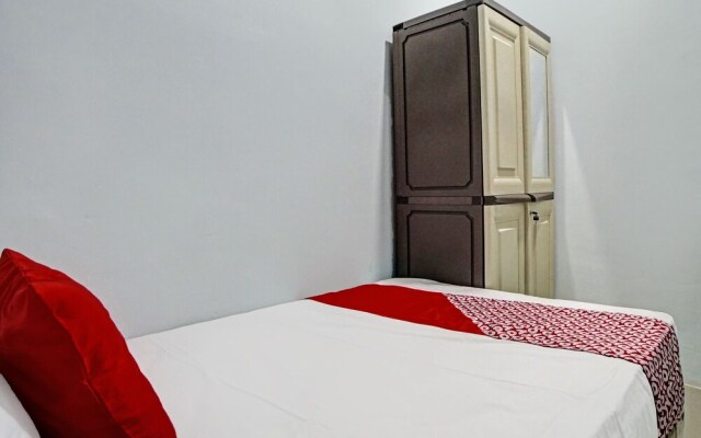 OYO 92721 Planet Guest House Syariah