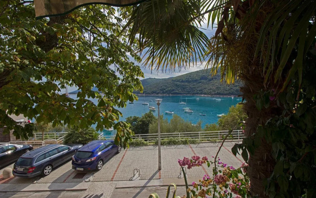 Studio app 100m from the sea, 077