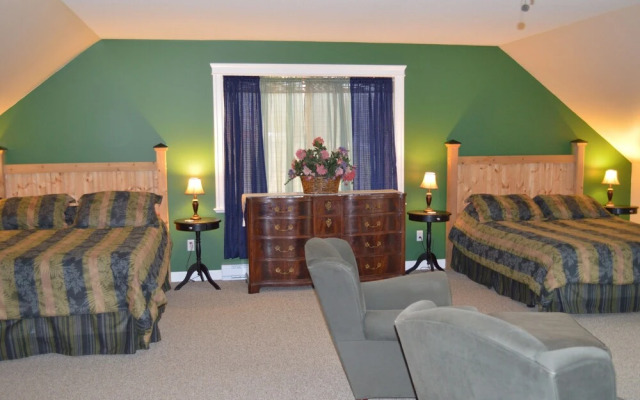 Two Eagles Lodge