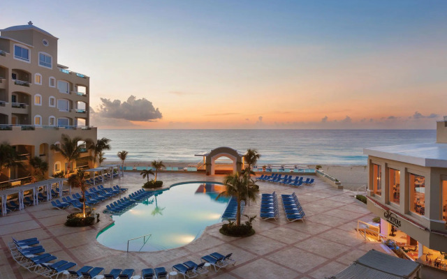 Sunscape Cancun Resort & Spa