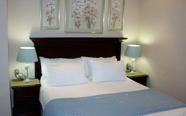 Somerset Lodge Montagau