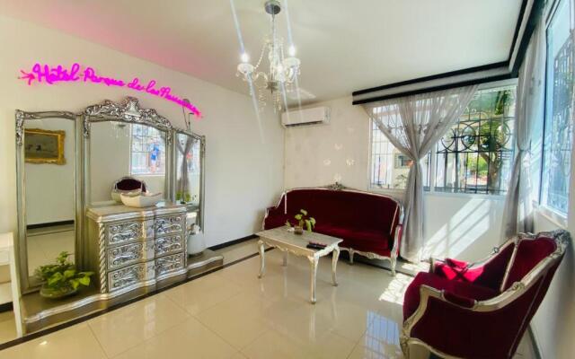 Hotel Parque De Los Novios Inn
