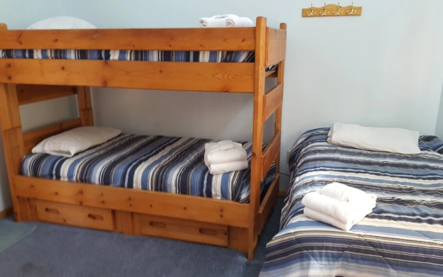 Azure Avenue Holiday home 1