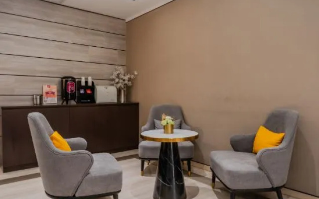 Homeinn Plus Hotel (Hangzhou West Lake Lakeside Wushan Square Hefang Street)