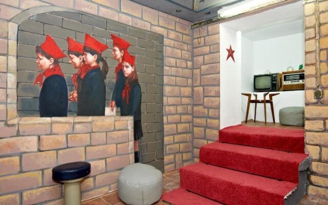 Retro Moldova Hostel