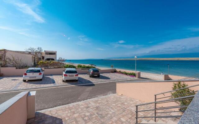 Luxury Apartments - La Vir 5& 6