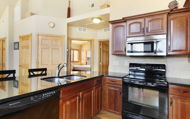 Ouzel Peak 22a 2 Bedroom Condo by RedAwning
