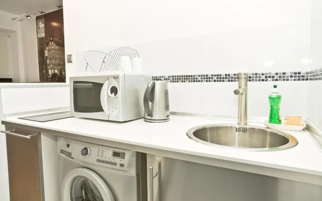 Little Home - Krucza 19