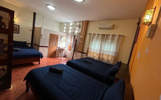 Baan Are Gong Riverside Homestay