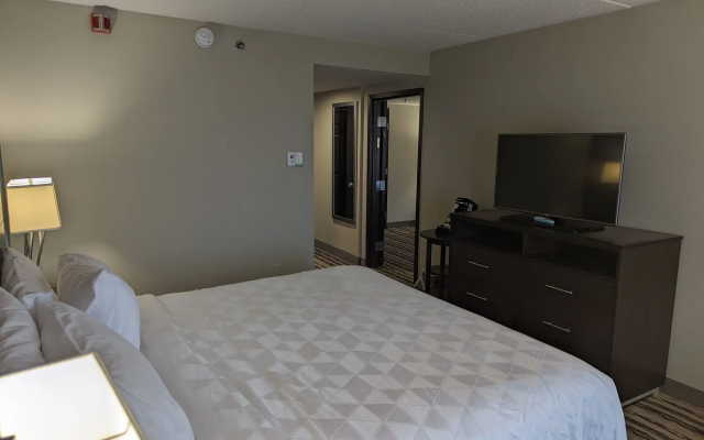 Holiday Inn Harrisburg East by IHG