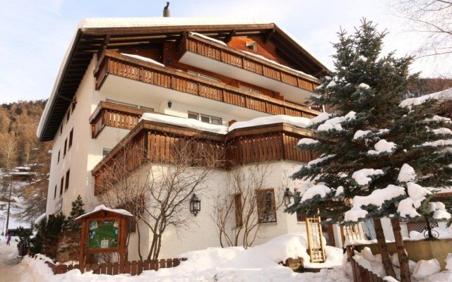 Hotel Alpenroyal