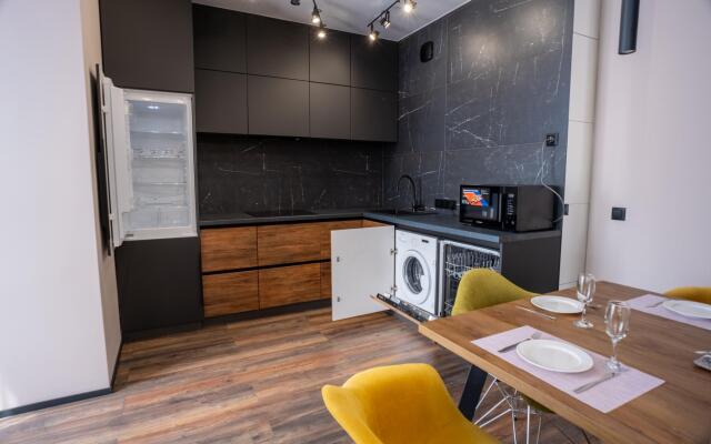 Apartments on 93 Lenin Avenue