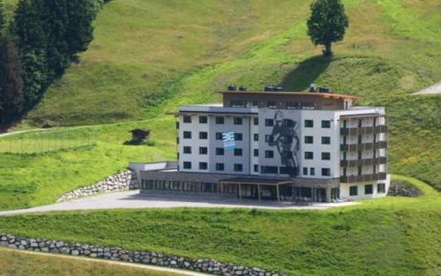 Young Generation Resort Buchegg