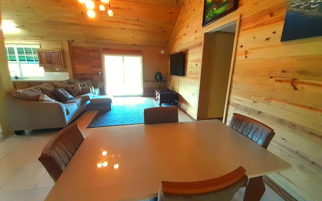 Pinard's Mountain Resort - Cottage 10