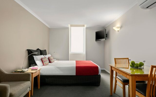 Quest Waterfront Apartment Hotel 