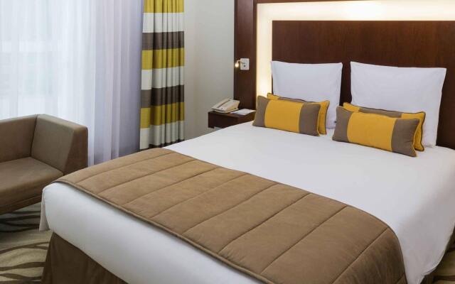 Novotel Dubai Al Barsha Hotel
