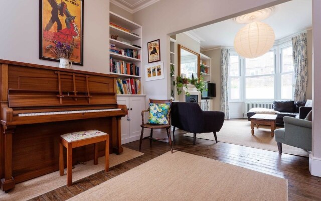 Botanical Home in East Dulwich